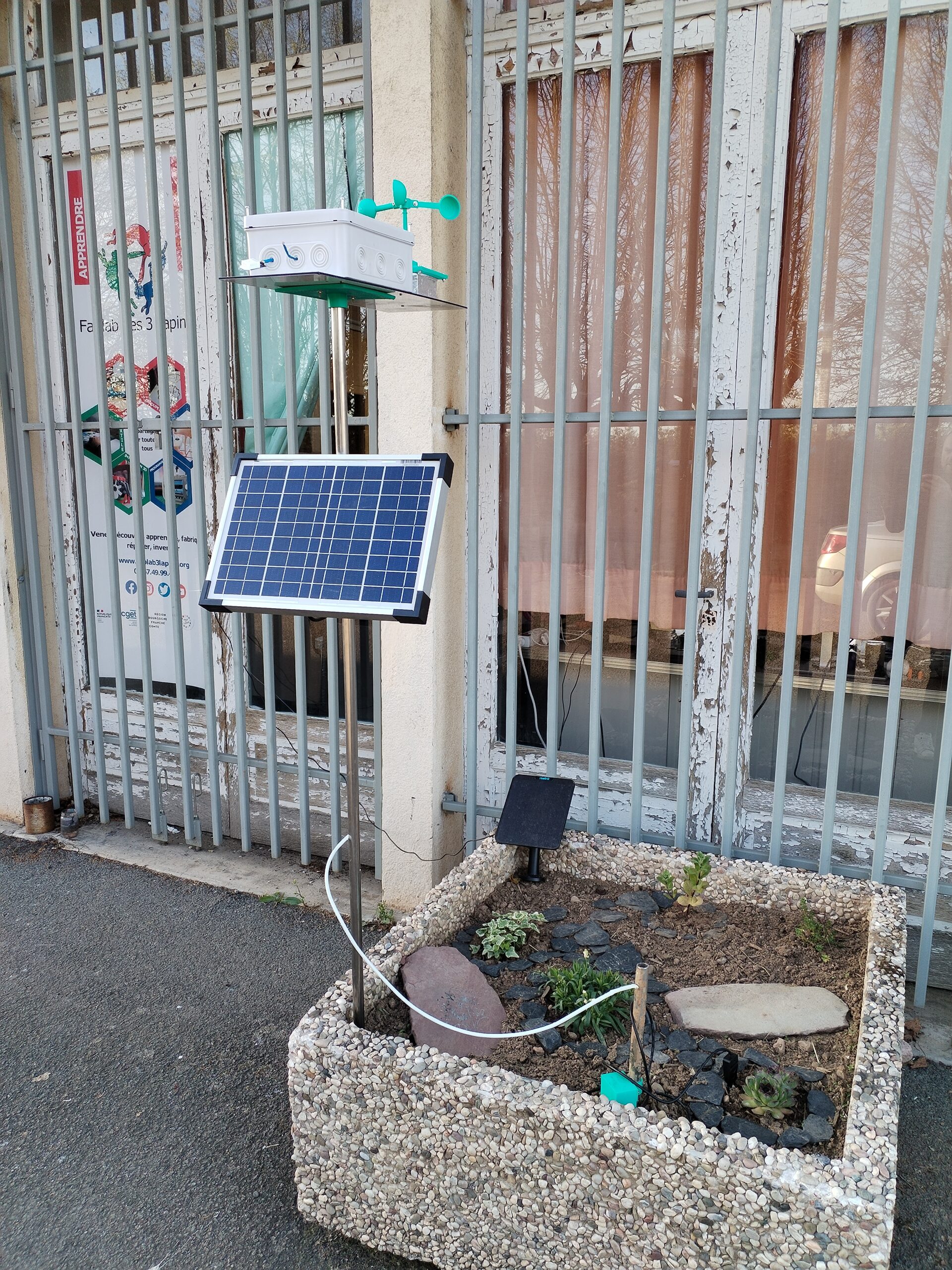 Station météo et alimentation solaire